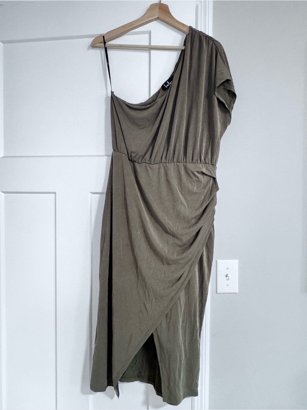 Lulu's Olive One-Shoulder Draped Midi Dress